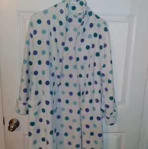 White and polka dot bathrobe